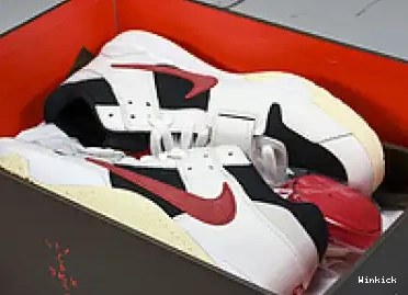 The Jordan Check Travis x FZ8117-101 Cut Scott 0705